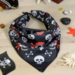 Бандана "Пират всех морей" 50 х 50 см 1075386